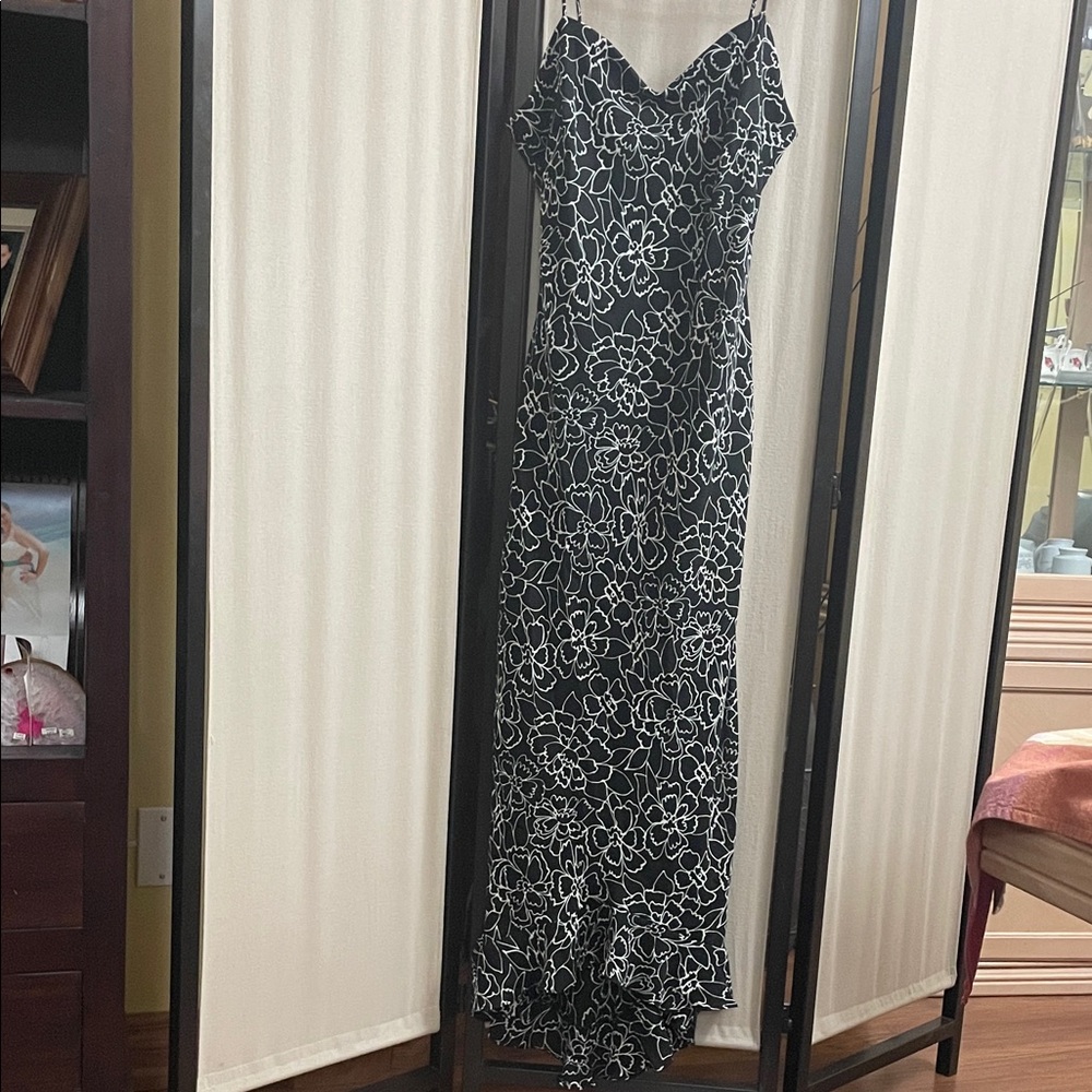 Reitmans Elegant Black Floral Maxi Dress